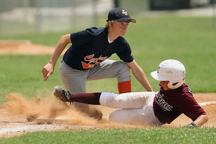 Knee strength in baseball